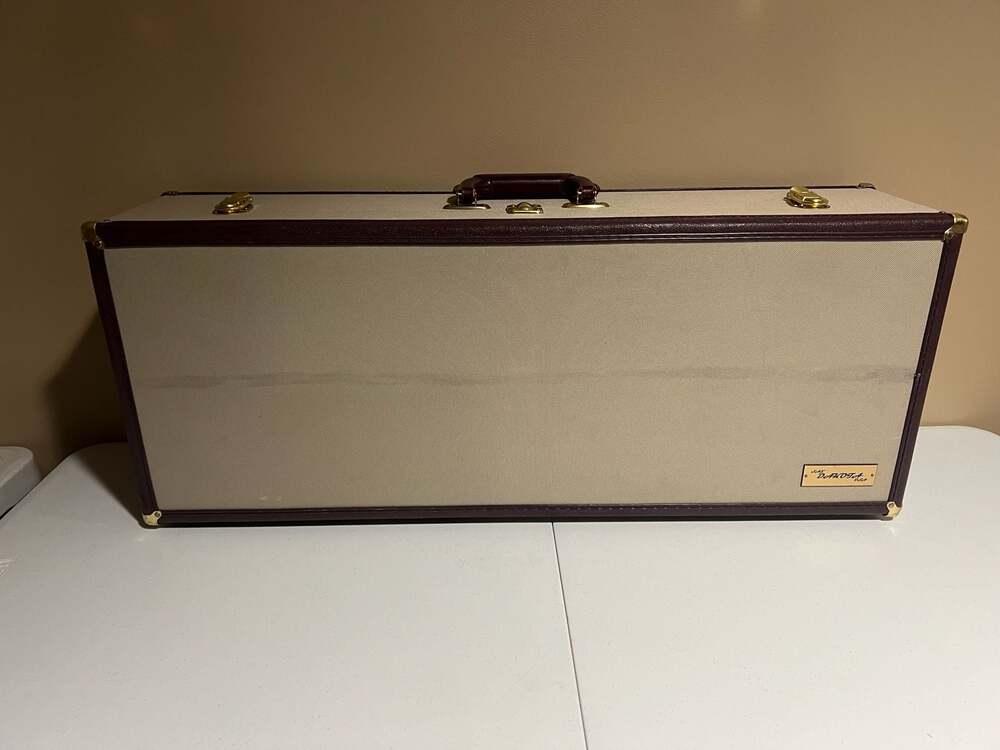 Dakota USA Tenor Saxophone Hardshell Case